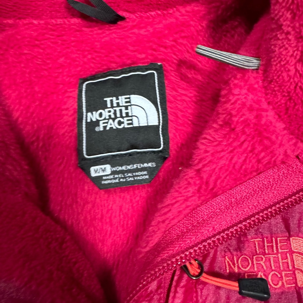 North face jackets - Picture 2 of 4